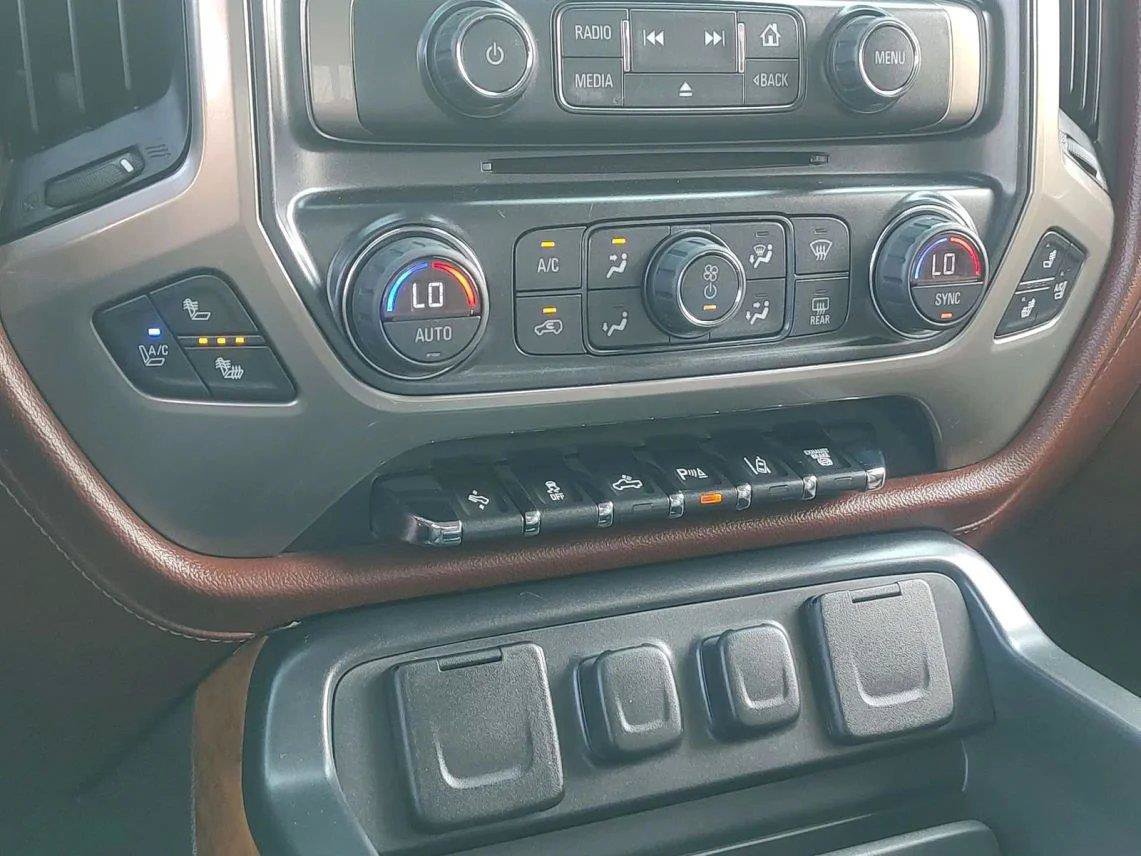 Used 2015 Chevrolet Silverado 2500 High Country w/ Duramax Plus Package AWD/4WD image 16