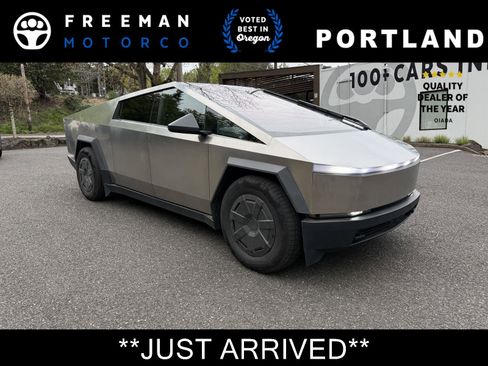 Used 2025 Tesla Cybertruck AWD Crew Cab image 1