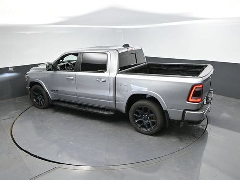 Used 2022 RAM 1500 Laramie AWD/4WD image 45
