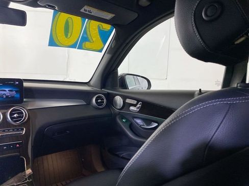Used 2020 Mercedes-Benz GLC 300 GLC 300 image 11