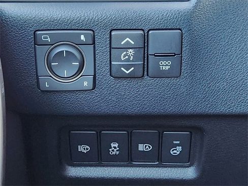 Used 2023 Lexus GX 460 Premium image 16