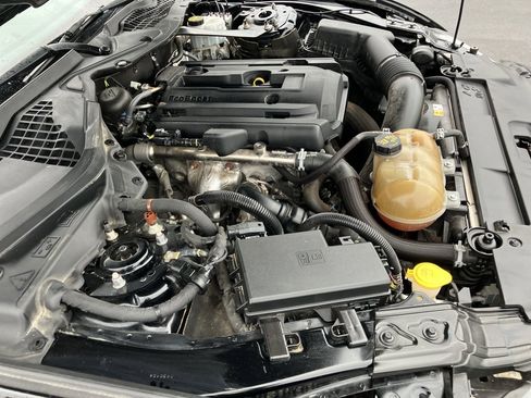 Used 2018 Ford Mustang Premium image 38