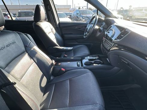 Used 2022 Honda Pilot Black Edition image 16