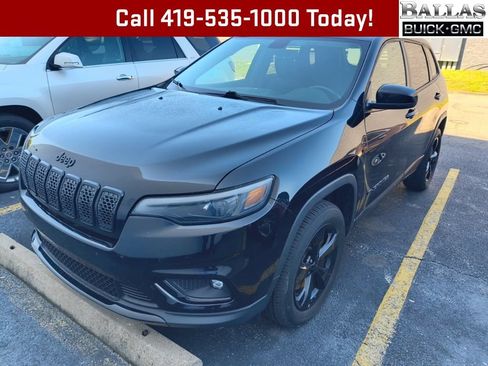 Used 2019 Jeep Cherokee Latitude Plus AWD/4WD image 1