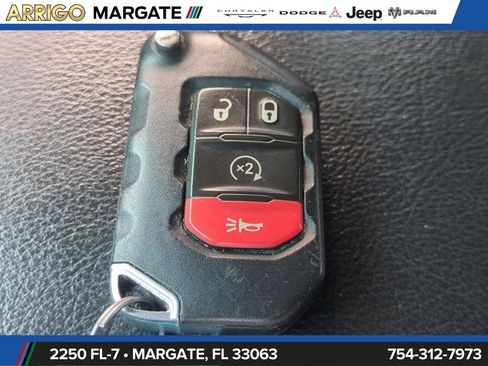 Used 2020 Jeep Gladiator Sport w/ Quick Order Package 24S AWD/4WD image 32