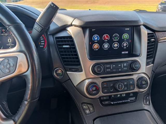 Used 2016 GMC Yukon XL Denali w/ Open Road Package AWD/4WD image 17