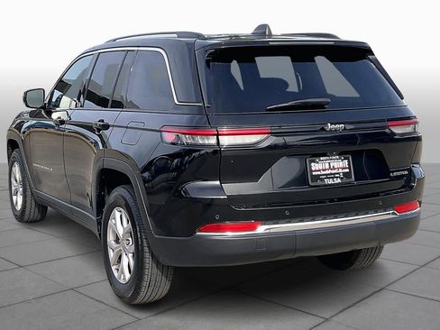 Certified 2022 Jeep Grand Cherokee Limited image 11