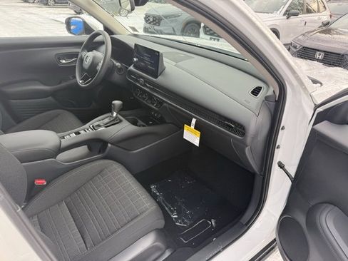 New 2026 Honda HR-V LX image 12