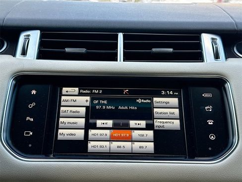 Used 2016 Land Rover Range Rover Sport HSE image 16