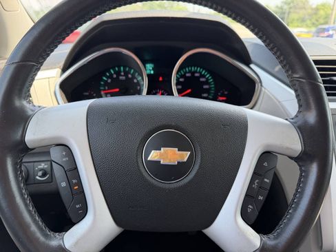 Used 2012 Chevrolet Traverse LTZ AWD/4WD image 22