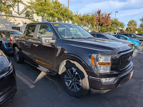 Used 2021 Ford F150 XL w/ STX Appearance Package RWD image 4