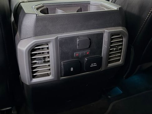 Used 2019 Ford F150 Platinum w/ Equipment Group 701A Luxury AWD/4WD image 28