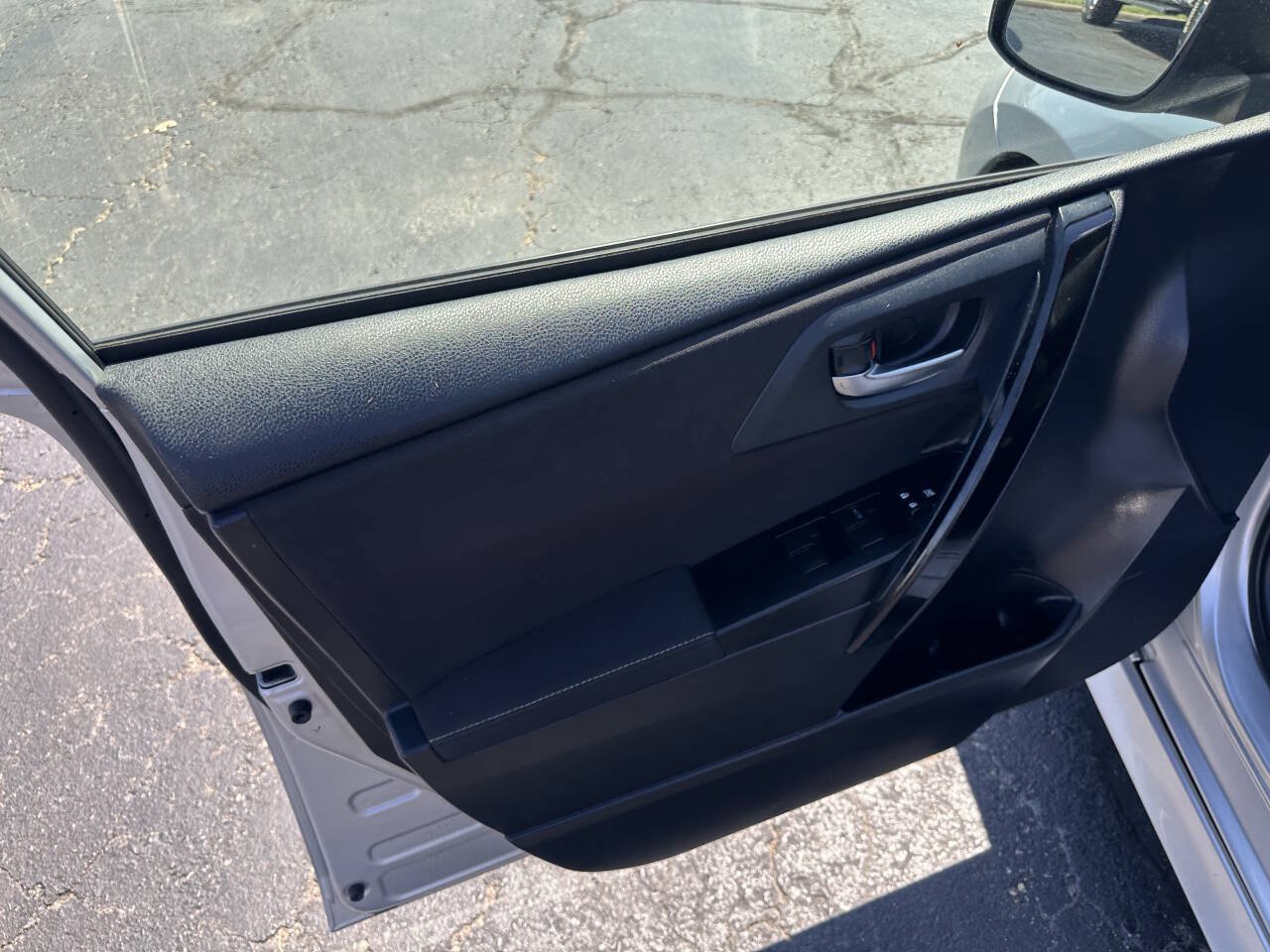 Used 2017 Toyota Corolla iM w/ Carpet Mat Package FWD image 13