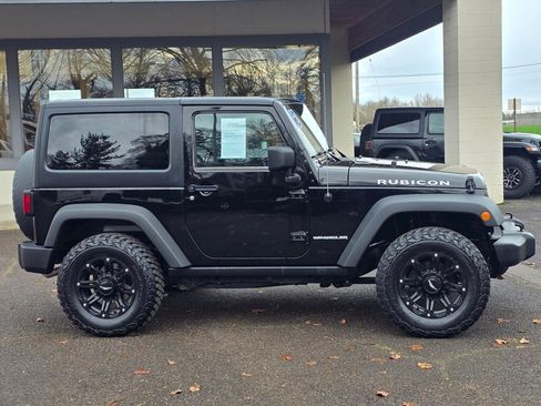 Used 2012 Jeep Wrangler Rubicon w/ Dual Top Group image 8