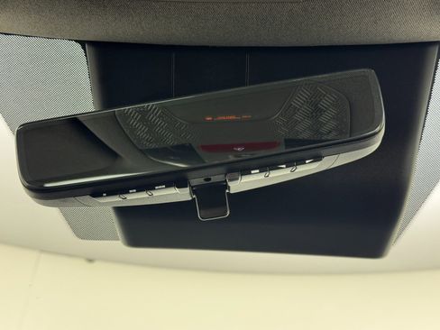 Used 2024 Kia EV9 Land image 34