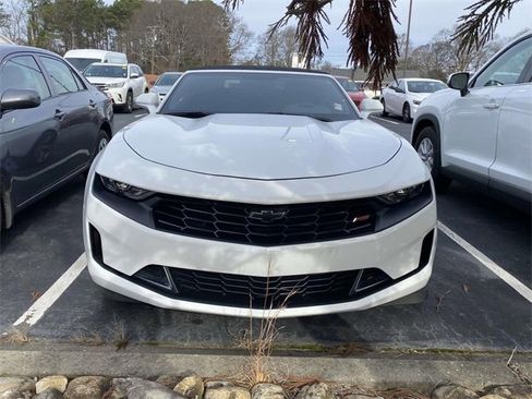 Used 2020 Chevrolet Camaro LT w/ RS Package image 2
