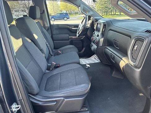 Used 2021 Chevrolet Silverado 1500 LT AWD/4WD image 37