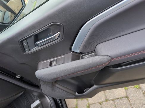 New 2025 Chevrolet Colorado Z71 w/ Technology Package image 13