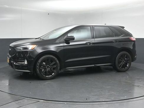 Certified 2021 Ford Edge ST-Line w/ Class II Trailer Tow Package image 4