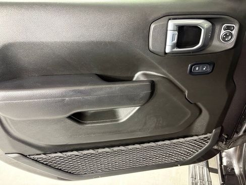 Used 2024 Jeep Wrangler Unlimited Sport AWD/4WD image 14