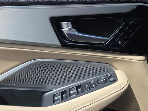 Used 2025 Acura MDX FWD w/ Technology Package image 36