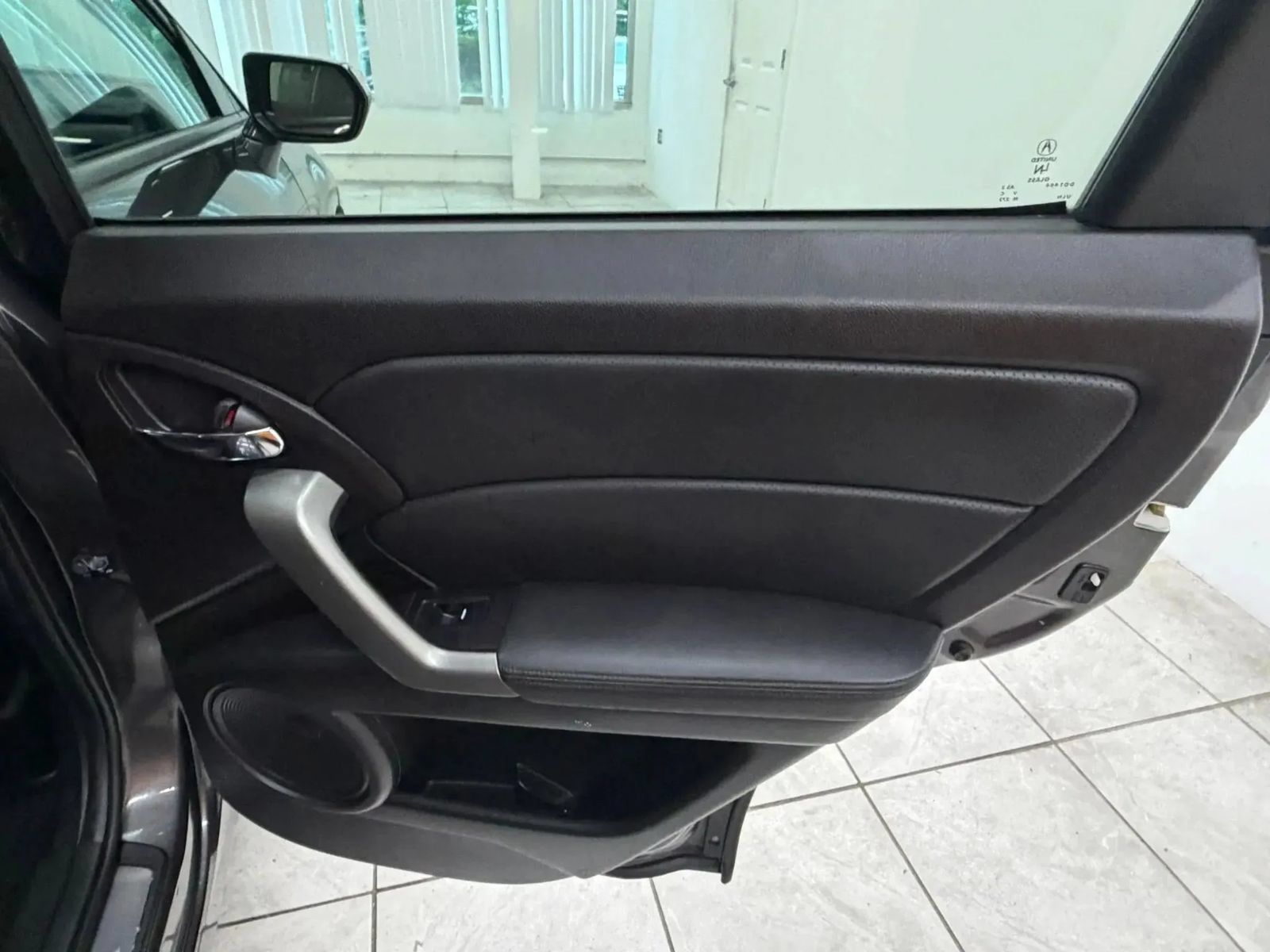 Used 2010 Acura RDX SH-AWD image 18