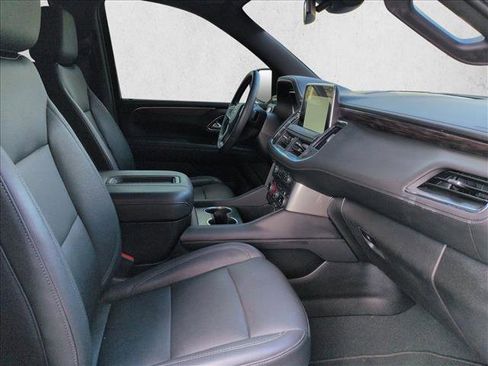 Used 2023 Chevrolet Tahoe Z71 w/ Luxury Package image 23
