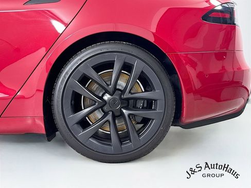 Used 2022 Tesla Model S Plaid image 40