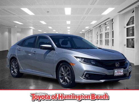 Used 2019 Honda Civic EX image 1