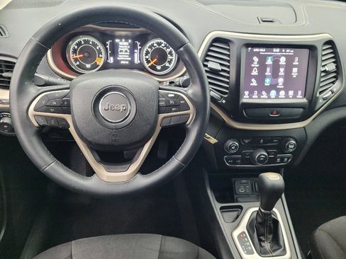 Used 2014 Jeep Cherokee Latitude image 22