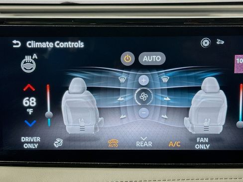 Used 2023 Nissan Ariya FWD image 26