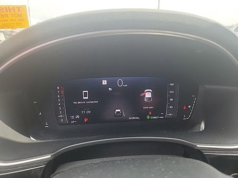 Used 2022 Honda Civic Sport Touring image 4