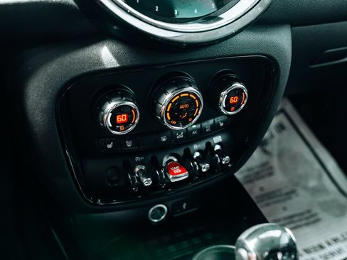 Used 2022 MINI Cooper Clubman S w/ Premium Package AWD/4WD image 29