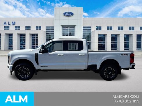Used 2026 Ford F250 Platinum AWD/4WD image 11