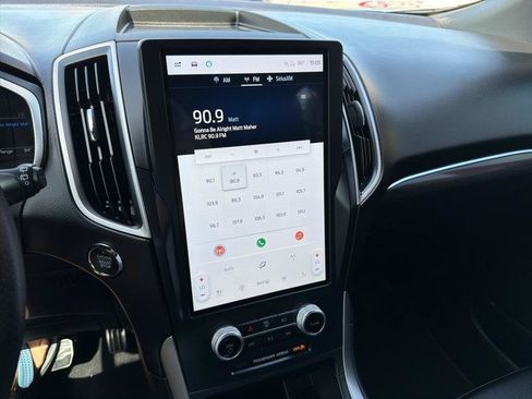 Used 2021 Ford Edge ST-Line FWD image 18