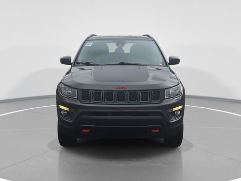 Used 2021 Jeep Compass Trailhawk image 2