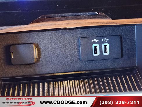 Used 2016 Ford F150 Lariat image 28