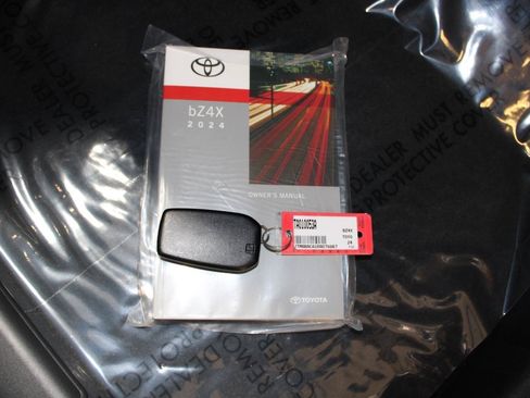 Used 2024 Toyota bZ4X AWD w/ Weather Package image 32