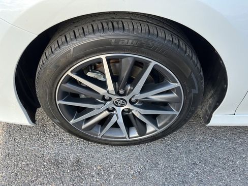 Used 2024 Toyota Camry XLE w/ Cold Weather Package image 21