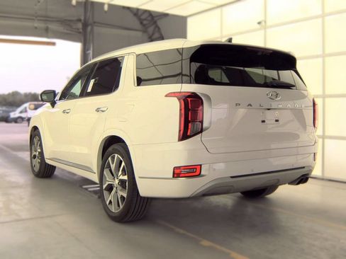 Used 2021 Hyundai Palisade Limited FWD image 4