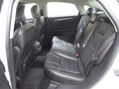 Used 2013 Ford Fusion Titanium image 26