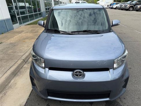 Used 2011 Scion xB FWD image 24