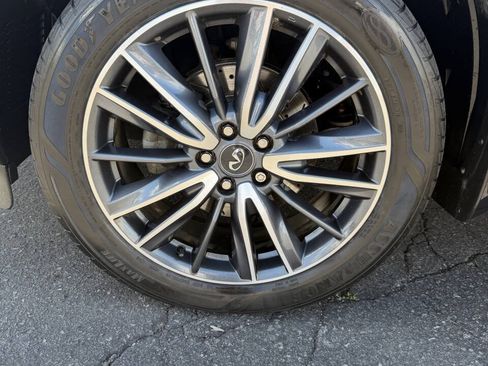 Used 2020 INFINITI QX60 Luxe w/ Sensory Package AWD/4WD image 22