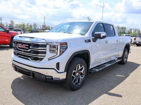 New 2026 GMC Sierra 1500 SLT image 28