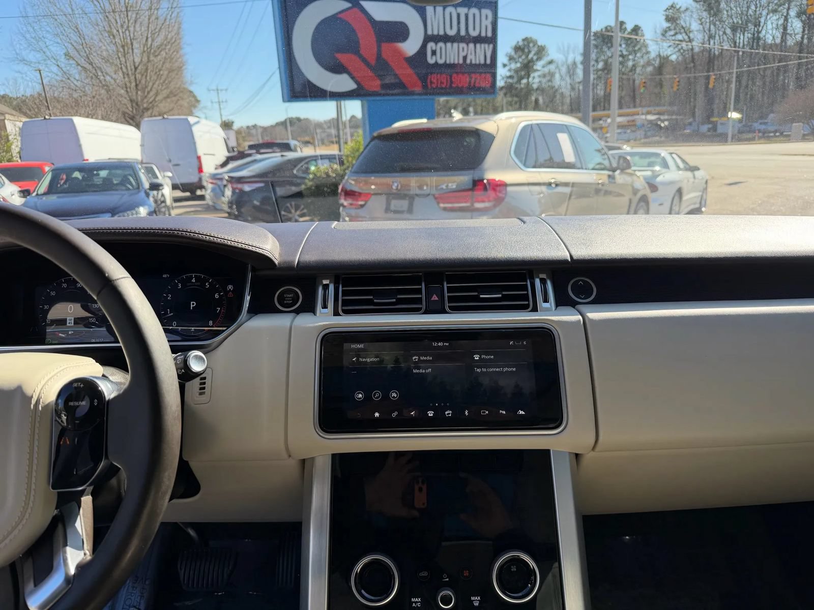 Used 2019 Land Rover Range Rover HSE AWD/4WD image 14