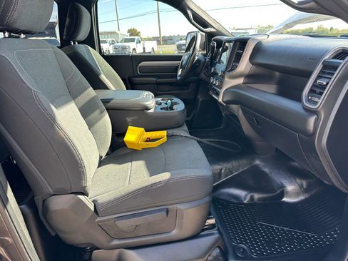 Used 2021 RAM 5500 Tradesman image 32