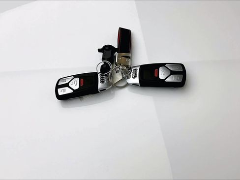 Certified 2023 Audi Q5 2.0T Premium w/ Convenience Package image 14