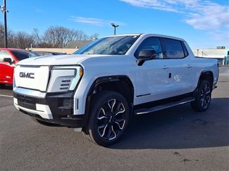 New 2025 GMC Sierra EV Denali video 2