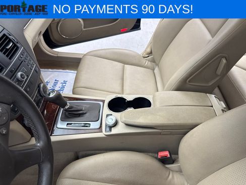 Used 2011 Mercedes-Benz C 300 4MATIC Sedan image 15