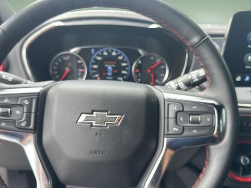 Used 2025 Chevrolet Blazer RS FWD image 13